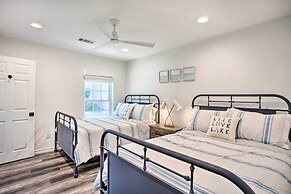 Remodeled Cedar Creek Lake Retreat w/ Fire Pit!