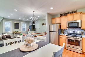 2 Mi to Bay Park: Charming Milwaukie Getaway