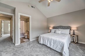 Charming Springdale Townhome ~ 5 Mi to Dtwn!