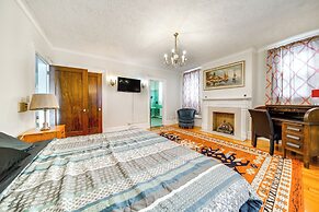 Charming Historic Home ~ 1 Mi to Dtwn Olean!