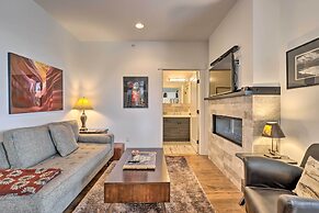 Grand Lake Condo w/ Balcony & Mountain Views