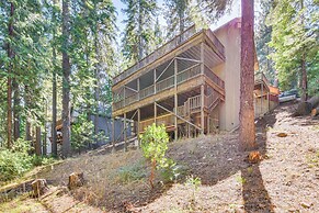 Cold Springs Mountain Cabin: Hot Tub & Generator