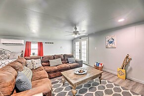 Cottage With Patio & Shared Waterfront Perks!