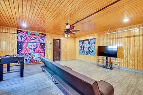 Cozy Coachella Home Rental: Game Room, Grill!
