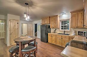 Fire Pit: Cozy Bryson City Cabin on Tuck River