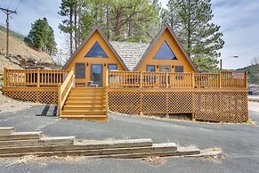 Cozy Keystone Cabin: Hot Tub, 3 Mi to Mt Rushmore!