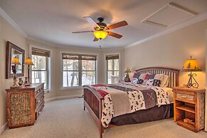 Beech Mountain Retreat w/ Open Deck: 2 Mi to Ski!