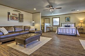 Cozy Fredericksburg Studio Near Wineries!