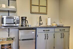 Cozy Fredericksburg Studio Near Wineries!