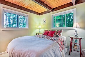 Conway Area Chalet w/ Mountain Views & Fire Pit!