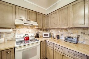 Hike, Golf & Ski: Beech Mtn Condo w/ Resort Perks!