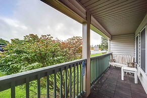 Hike, Golf & Ski: Beech Mtn Condo w/ Resort Perks!