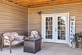 Cozy Leicester Studio, 11 Mi to Downtown Asheville