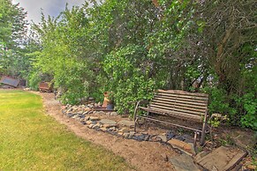 Cozy Home w/ Hot Tub: Half Mi to Salmon River!