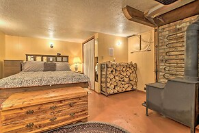 Cozy Home w/ Hot Tub: Half Mi to Salmon River!