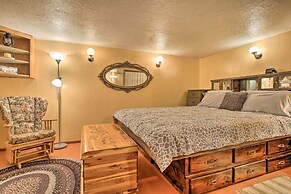 Cozy Home w/ Hot Tub: Half Mi to Salmon River!