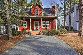 Cozy Southern Pines Retreat 1 Mi to Downtown!