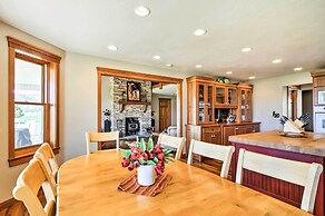 Custom Home w/ Decks in Boulder! Gateway to Parks!