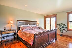 Custom Home w/ Decks in Boulder! Gateway to Parks!