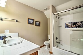 Custom Home w/ Decks in Boulder! Gateway to Parks!