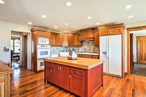 Custom Home w/ Decks in Boulder! Gateway to Parks!