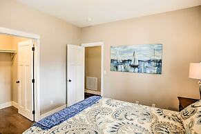 Downtown Coeur D'alene Rental: Steps to Lake!