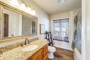 Beech Mountain Home w/ Game Room & Mountain Views!