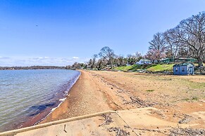 Family-friendly Cottage, Walk to the Beach!
