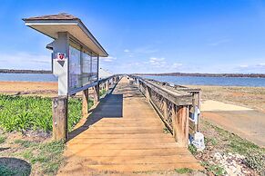 Family-friendly Cottage, Walk to the Beach!