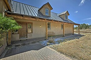 Charming Mountain Estate w/ Views + Fire Pit!