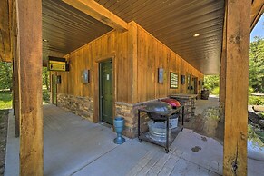 Falling Water Chalet Upper Unit: Near Bike Trails!