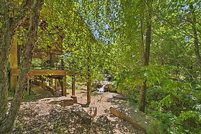 Falling Water Chalet Upper Unit: Near Bike Trails!