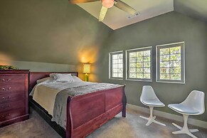 Falling Water Chalet Upper Unit: Near Bike Trails!