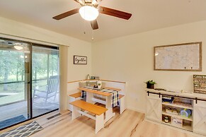 Grand Murphy Cabin w/ Fire Pit & Game Room!