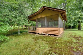 Grand Murphy Cabin w/ Fire Pit & Game Room!