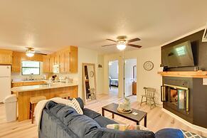 Grand Murphy Cabin w/ Fire Pit & Game Room!