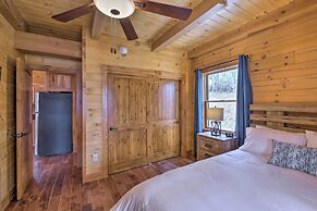 Family-friendly Warsaw Cabin w/ Deck & Fireplace!