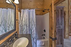 Family-friendly Warsaw Cabin w/ Deck & Fireplace!