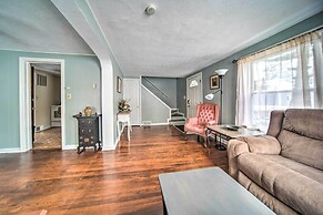 Eastlake Home w/ Patio < 1 Mi to Lake Erie!