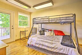 Lake House w/ Hot Tub - 1 Mi to Surf 'n Slide