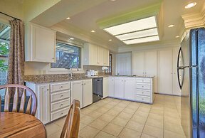 Lake House w/ Hot Tub - 1 Mi to Surf 'n Slide