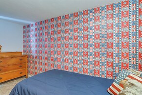 Home w/ Screened-in Porch < 1 Mi to Lake Erie