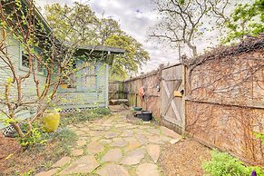Pet-friendly Garden Studio in Woodland Heights!