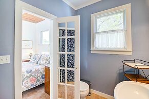 Pet-friendly Garden Studio in Woodland Heights!