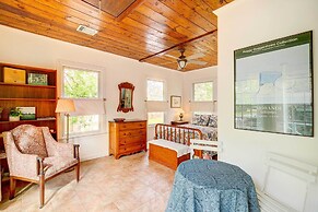 Pet-friendly Garden Studio in Woodland Heights!