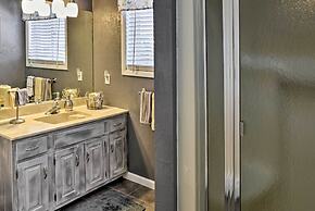 East Tawas Apartment Near Lake Huron & Downtown!