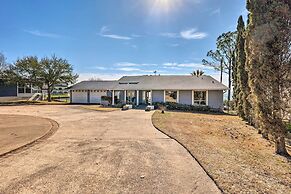 Lakefront Livingston Home w/ Grill & Views!