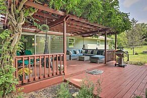 Family-friendly Brookville Home w/ Hot Tub!