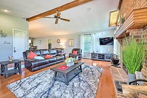Family-friendly Brookville Home w/ Hot Tub!