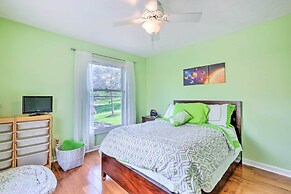 Family-friendly Brookville Home w/ Hot Tub!